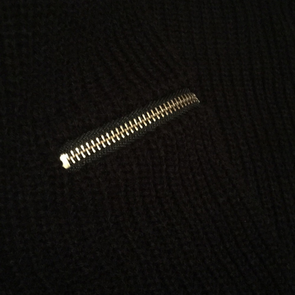 ✨NWT✨LAST✨Sweater With Elbow Zipper - Picture 6 of 8
